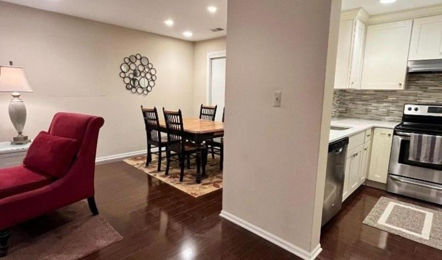 3 Ray Ct, Bedminster, NJ 07921 - 1 Beds, 1 Bath