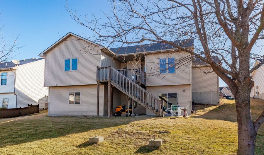 1716 2nd Ave SW, Altoona, IA 50009 - 4 Beds, 3 Bath