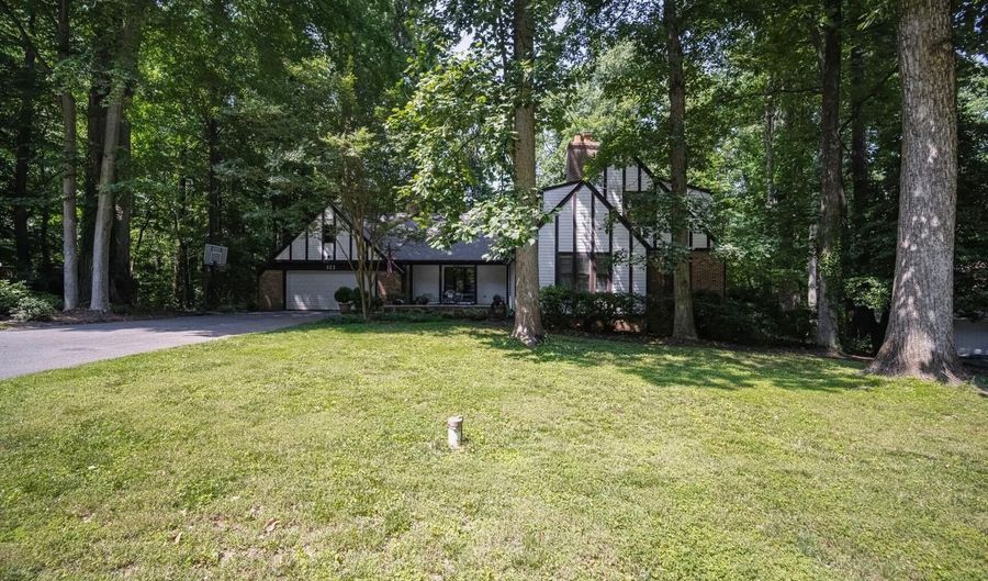 553 CHOPTANK COVE Ct, Annapolis, MD 21401 - 5 Beds, 4 Bath