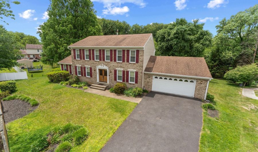 6204 GALLERY St, Bowie, MD 20720 - 4 Beds, 4 Bath