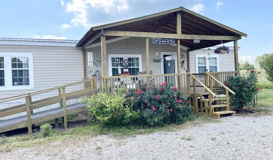 820 Autumnwood Rd, Ash Flat, AR 72513 - 3 Beds, 2 Bath