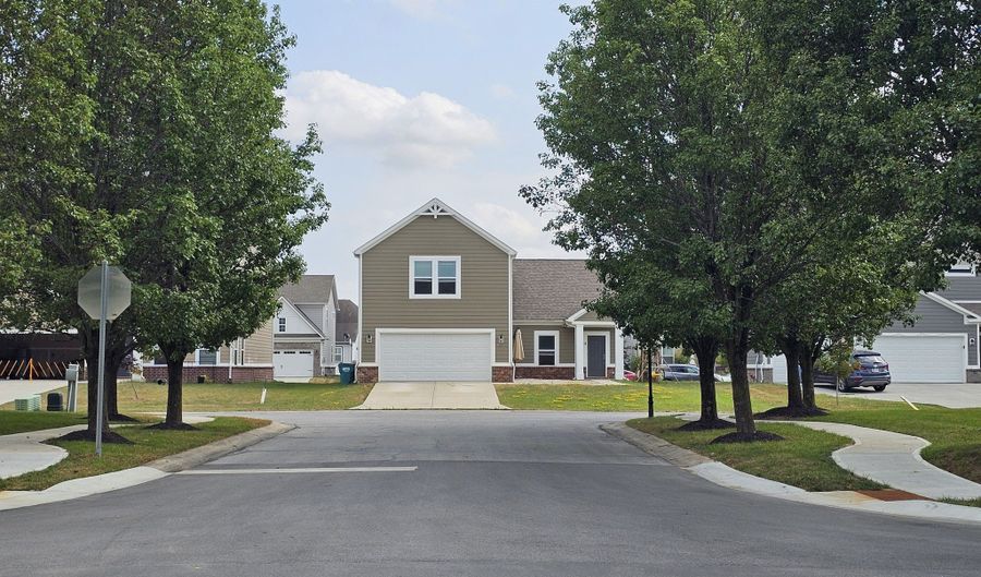 7252 Lockford Walk N, Avon, IN 46123 - 4 Beds, 3 Bath