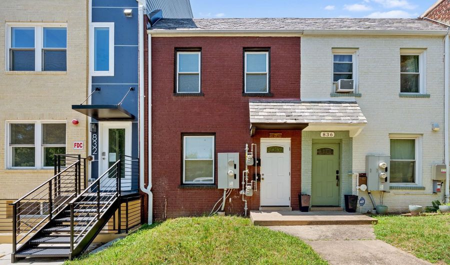 834 19TH St NE, Washington, DC 20002 - 1 Beds, 1 Bath