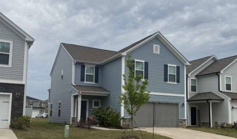1242 Freeman View Dr, Albemarle, NC 28001 - 3 Beds, 3 Bath