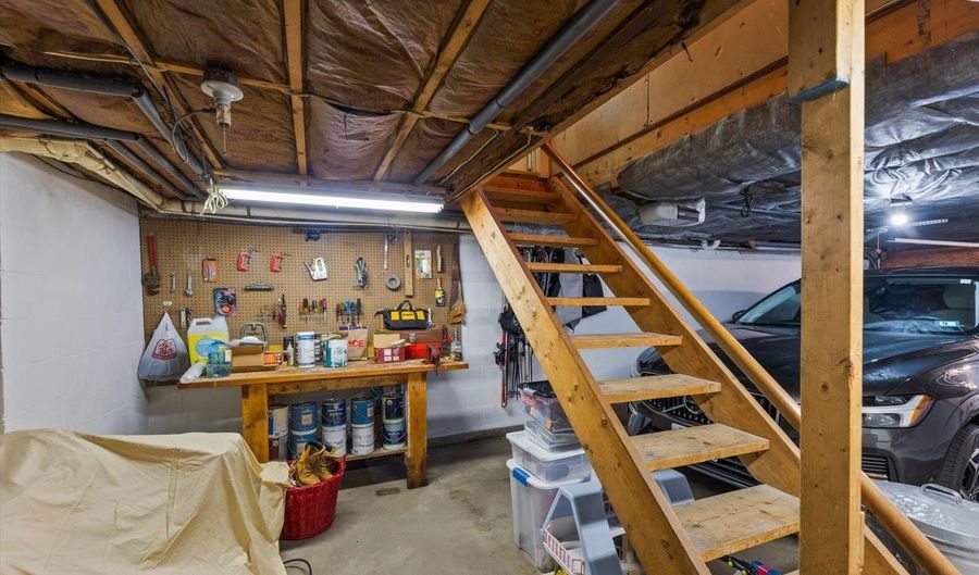 188 Forest Rd, Hancock, NH 03449 - 3 Beds, 2 Bath