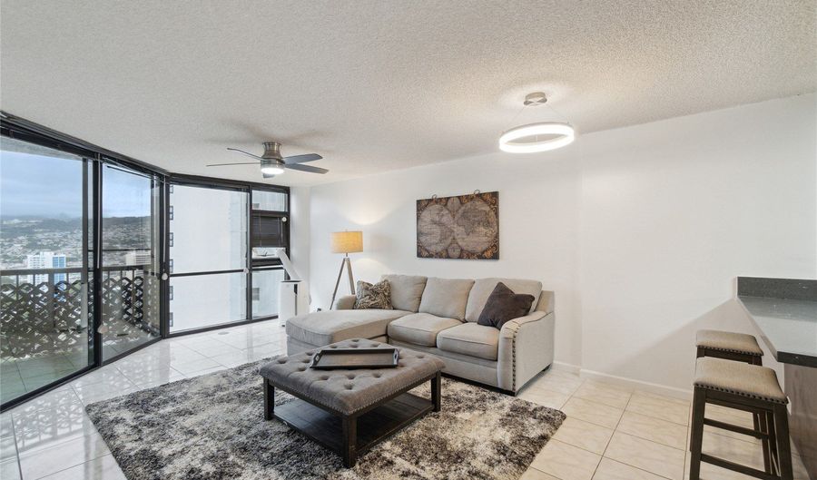 60 N Beretania St 2804, Honolulu, HI 96817 - 2 Beds, 1 Bath