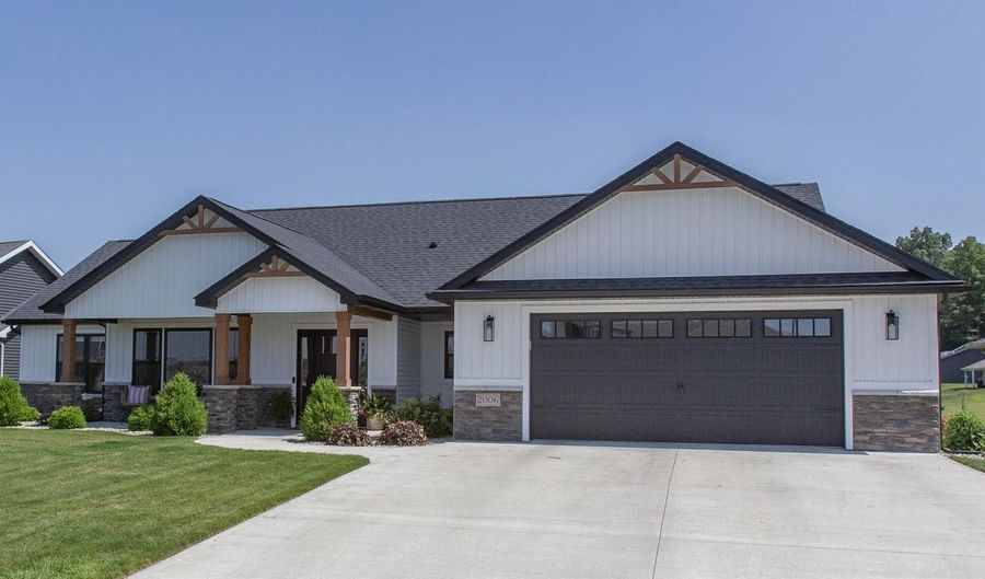 2006 Eastland Xing, Angola, IN 46703 - 3 Beds, 2 Bath