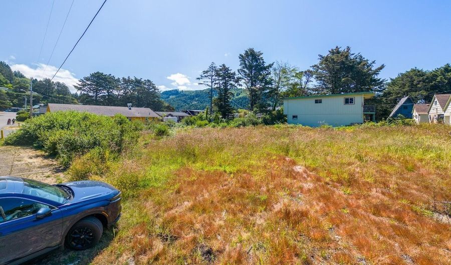 452 4th, Yachats, OR 97498 - 0 Beds, 0 Bath