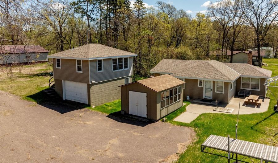 33243 State Highway 18, Aitkin, MN 56431 - 4 Beds, 3 Bath