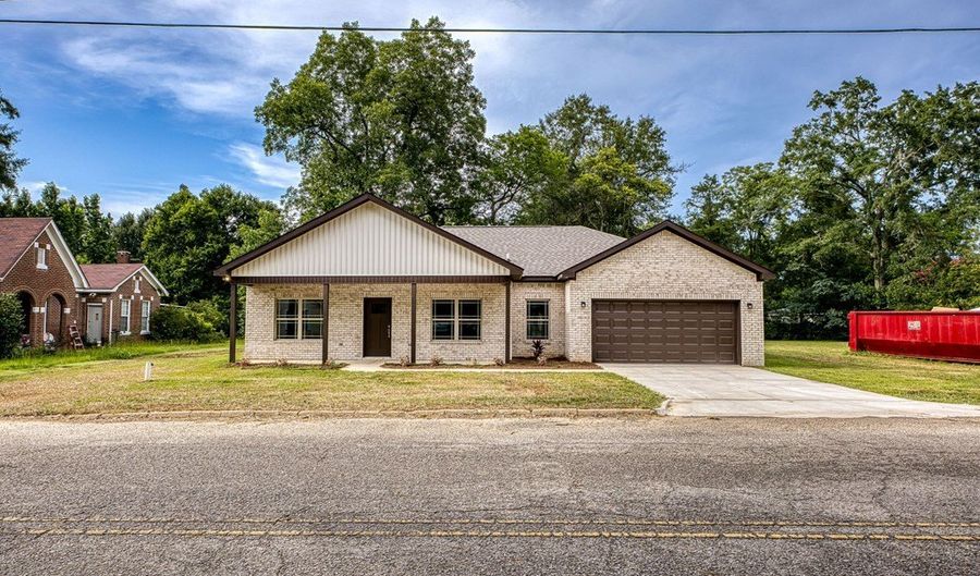 2535 Ashford Rd, Ashford, AL 36312 - 3 Beds, 2 Bath