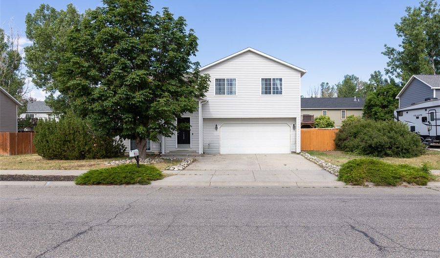 1632 Fantan St, Billings, MT 59105 - 3 Beds, 2 Bath
