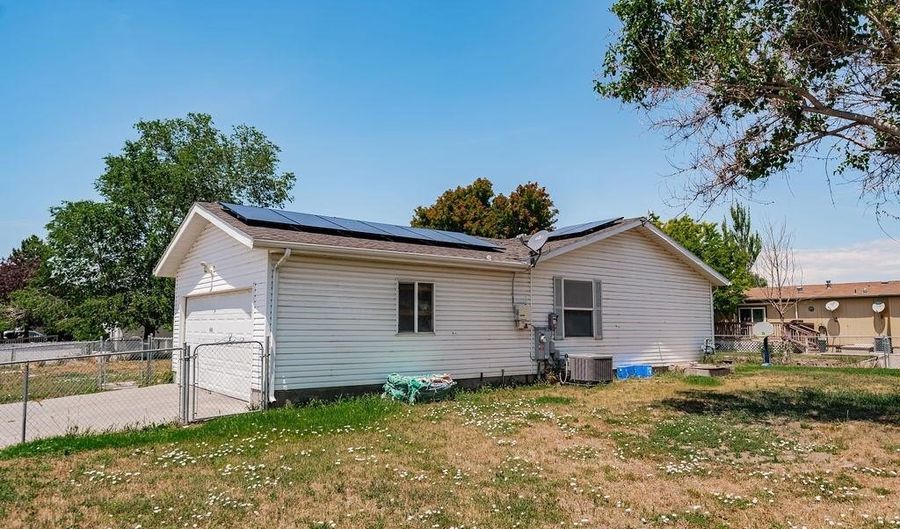 440 Holly, Chubbuck, ID 83202 - 3 Beds, 2 Bath