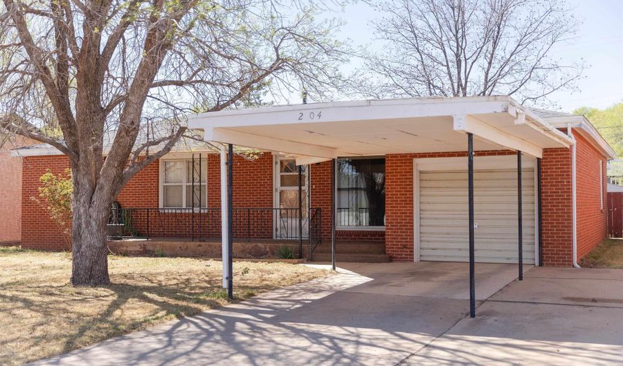 204 Acoma Dr, Clovis, NM 88101 - 3 Beds, 2 Bath