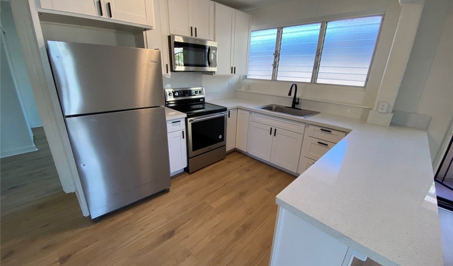 904 Lunalilo St 17, Honolulu, HI 96822 - 3 Beds, 2 Bath