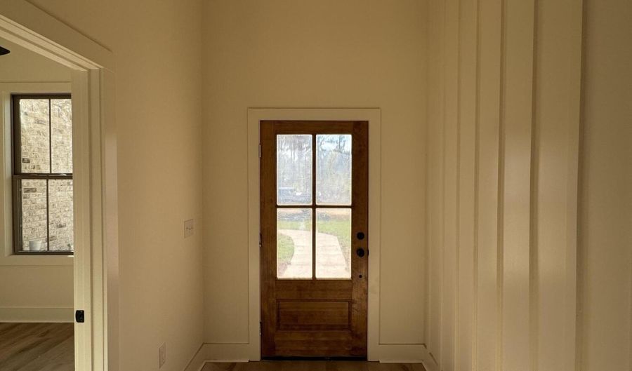 215 New Haven Ln, Brandon, MS 39042 - 4 Beds, 2 Bath