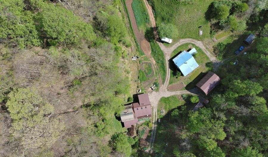 1000 Coon Fork Rd, Arnoldsburg, WV 25234 - 1 Beds, 2 Bath