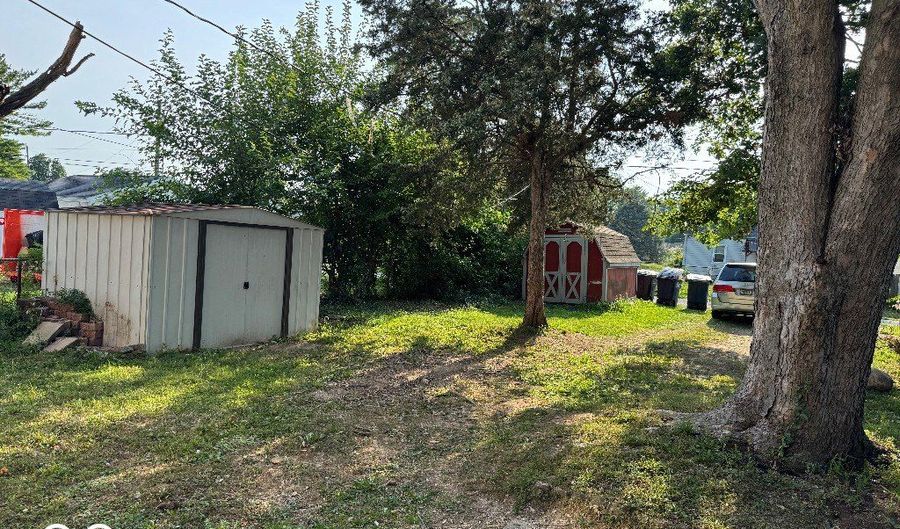 230 S 6th Ave, Beech Grove, IN 46107 - 3 Beds, 2 Bath