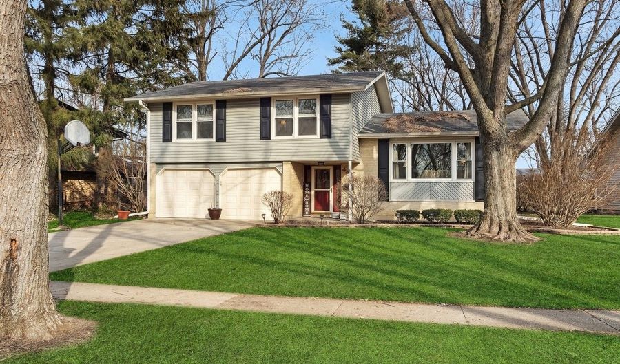 4248 Wilson Ave, Rolling Meadows, IL 60008 - 3 Beds, 3 Bath