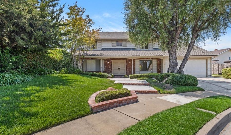 403 S Fernhill Ln, Anaheim, CA 92807 - 5 Beds, 4 Bath