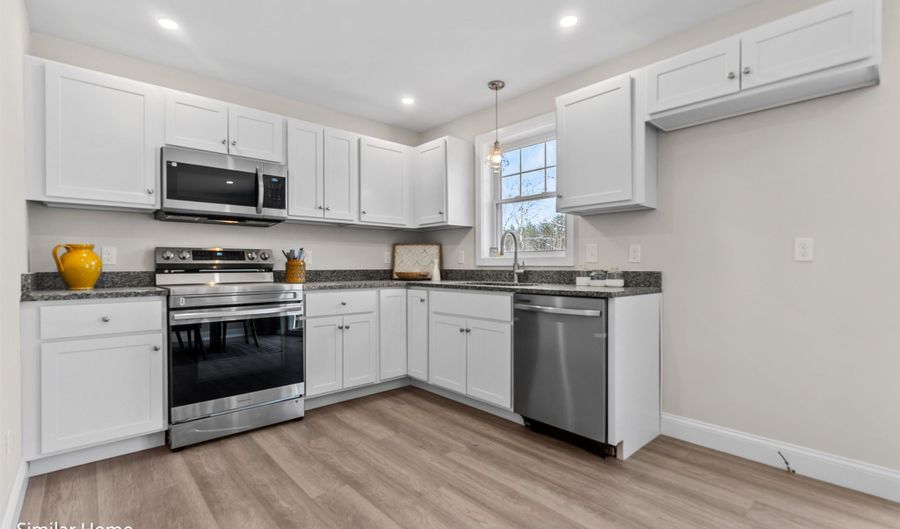 7 B The Crossings At Village Center Dr, Barrington, NH 03825 - 2 Beds, 2 Bath