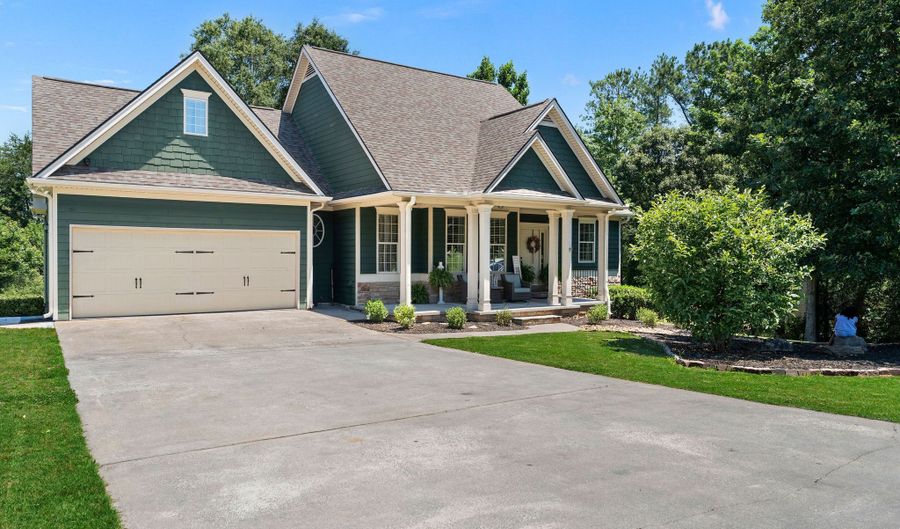 130 Riverboat Dr SW, Adairsville, GA 30103 - 6 Beds, 4 Bath