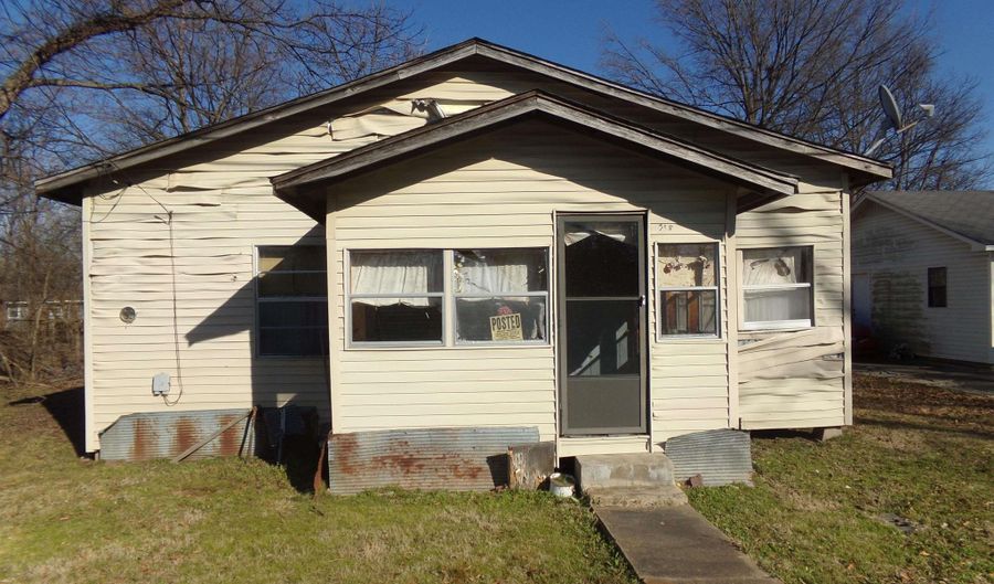 206 N Division Ave, Altheimer, AR 72004 - 3 Beds, 1 Bath