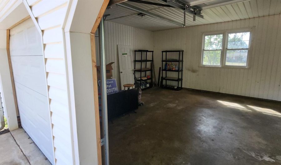 304 Stonehaven Dr, Anderson, SC 29625 - 3 Beds, 2 Bath