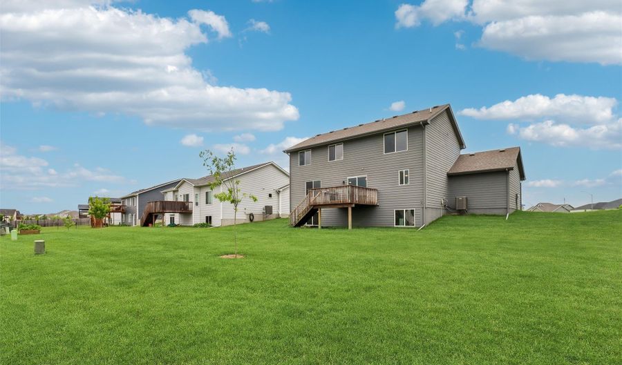 3510 NW Reinhart Dr, Ankeny, IA 50023 - 4 Beds, 3 Bath