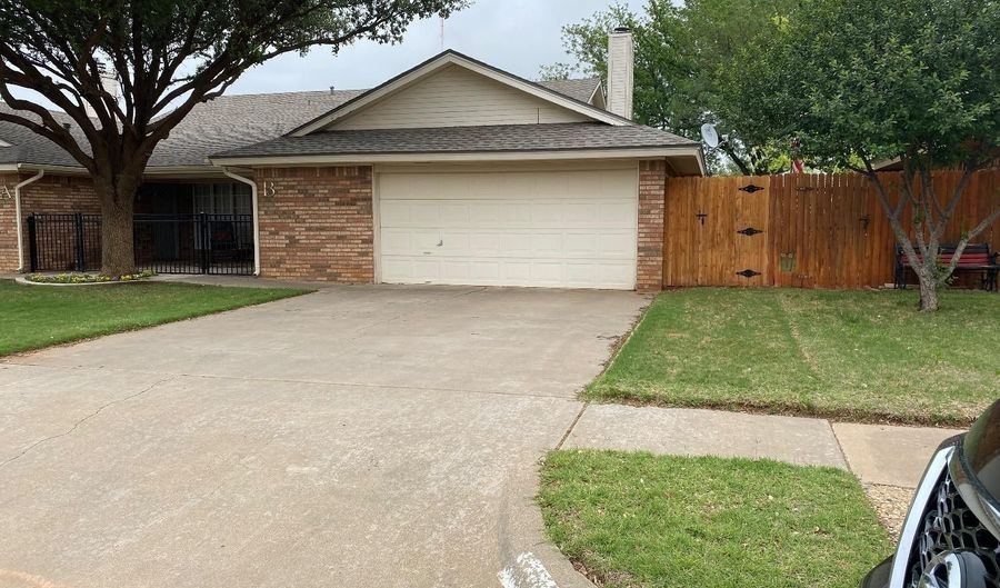 7901 Albany Ave, Lubbock, TX 79424 - 2 Beds, 2 Bath