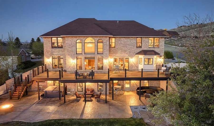 407 Indigo Cir 3, Cody, WY 82414 - 5 Beds, 6 Bath