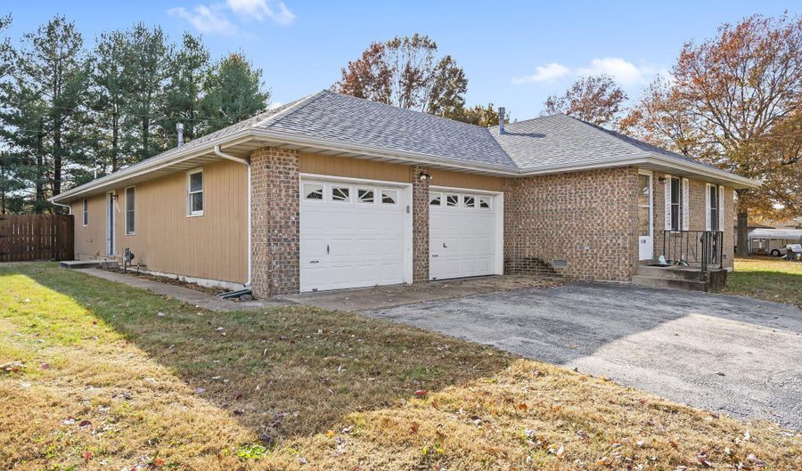 1006 Baretta Ct, Aurora, MO 65605 - 3 Beds, 0 Bath