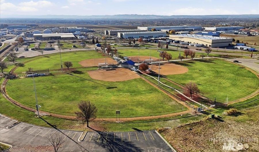 5021 Allentown St, Caldwell, ID 83605 - 4 Beds, 3 Bath