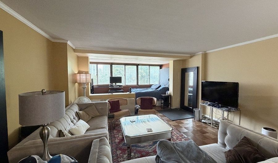 9 Hawthorne Place 4B, Boston, MA 02114 - 0 Beds, 1 Bath