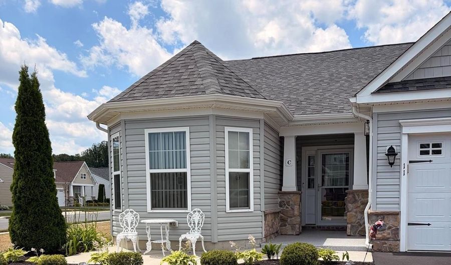 11 OLYMPIC CLUB Dr, Magnolia, DE 19962 - 2 Beds, 2 Bath