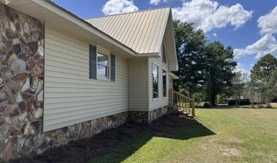 1791 Augusta Hwy, Lincolnton, GA 30817 - 3 Beds, 2 Bath