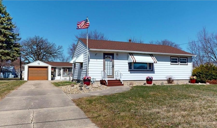715 S 3rd Ave, Albert Lea, MN 56007 - 2 Beds, 2 Bath