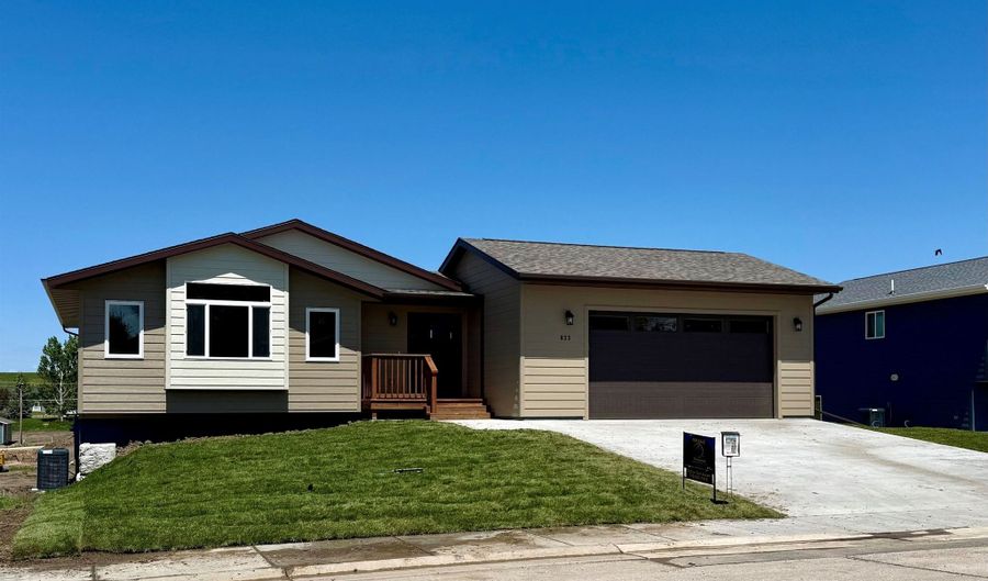 833 Ridgeview St, Belle Fourche, SD 57717 - 2 Beds, 1 Bath