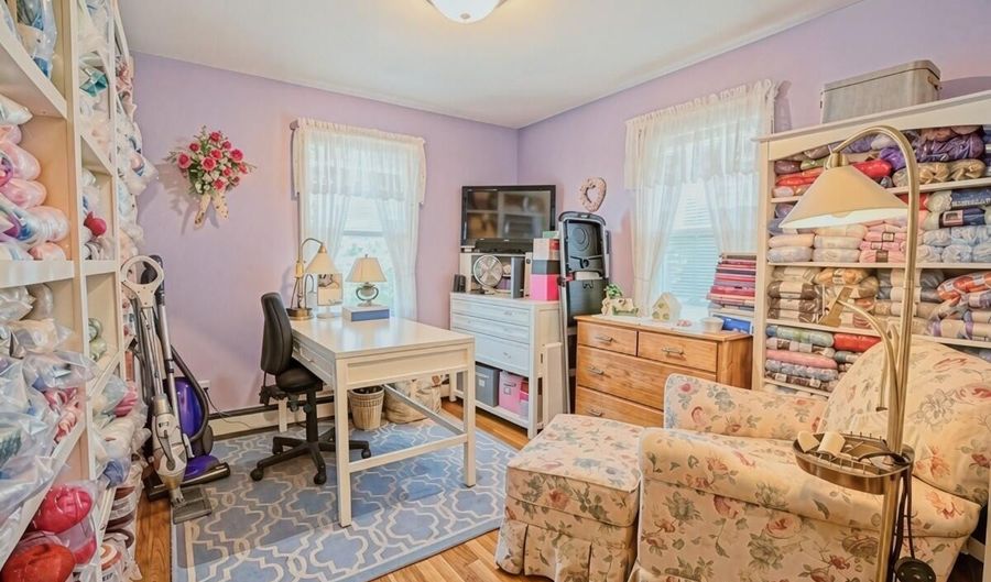 129 Summit St, Baileyville, ME 04694 - 4 Beds, 2 Bath