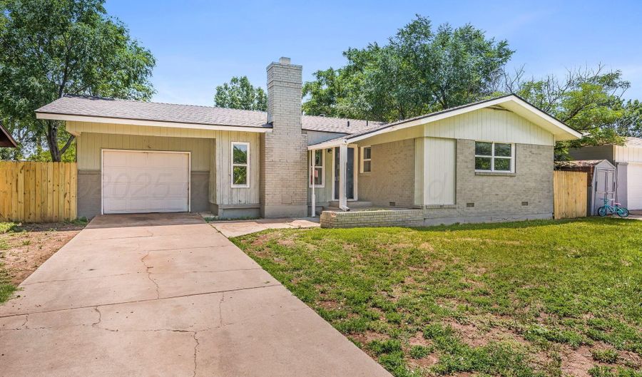 4705 S Austin St, Amarillo, TX 79110 - 3 Beds, 2 Bath