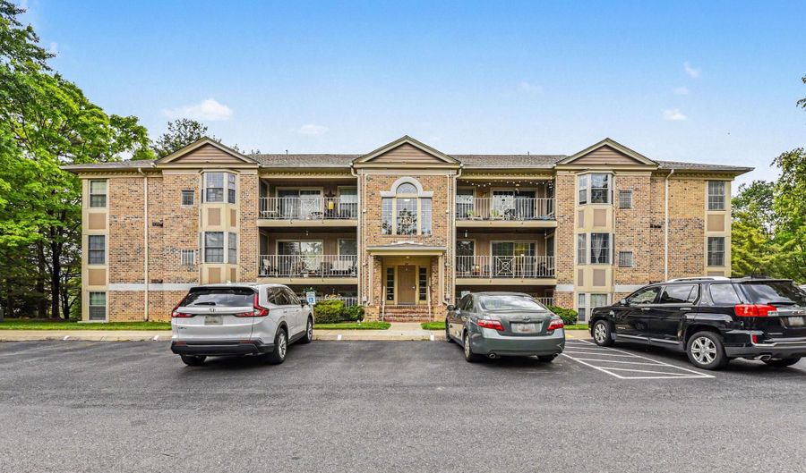 207 CROSS POINTE Ct 2D, Abingdon, MD 21009 - 3 Beds, 2 Bath