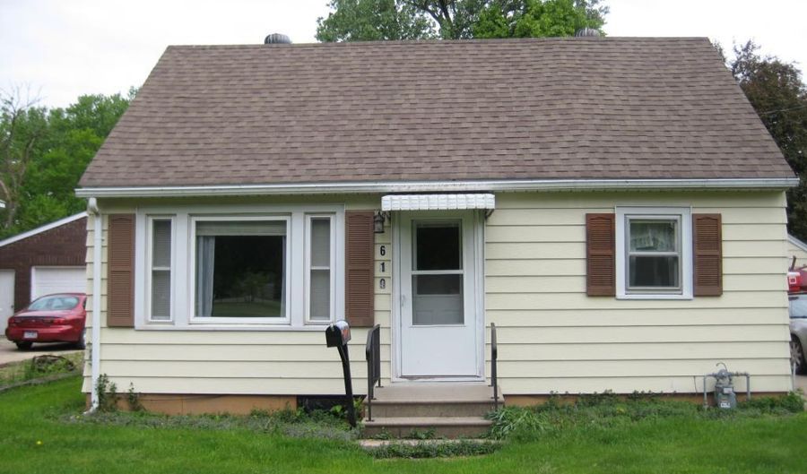 619 E 8th St, Albert Lea, MN 56007 - 2 Beds, 1 Bath