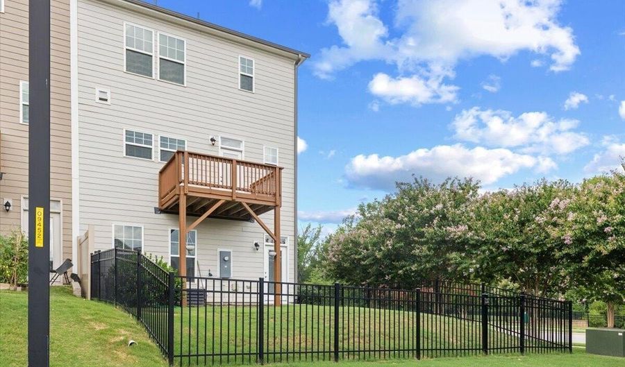 801 Grafton Peak Ln, Apex, NC 27523 - 3 Beds, 3 Bath