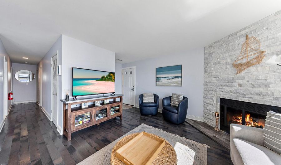 310 WEST Ave 2E, Beach Haven, NJ 08008 - 2 Beds, 2 Bath