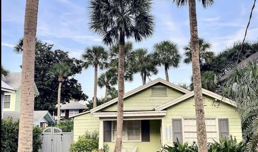 171 E COAST Dr, Atlantic Beach, FL 32233 - 2 Beds, 1 Bath