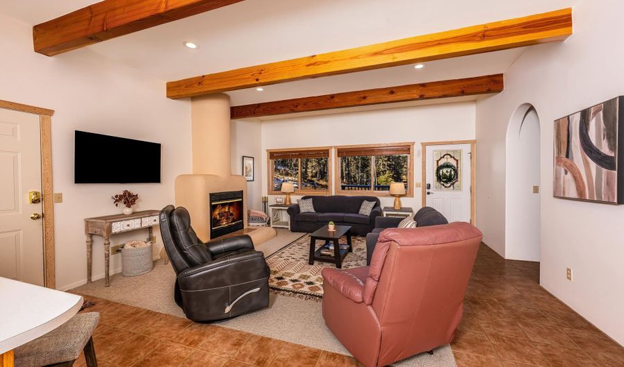 11 Apache Cir, Angel Fire, NM 87710 - 3 Beds, 3 Bath