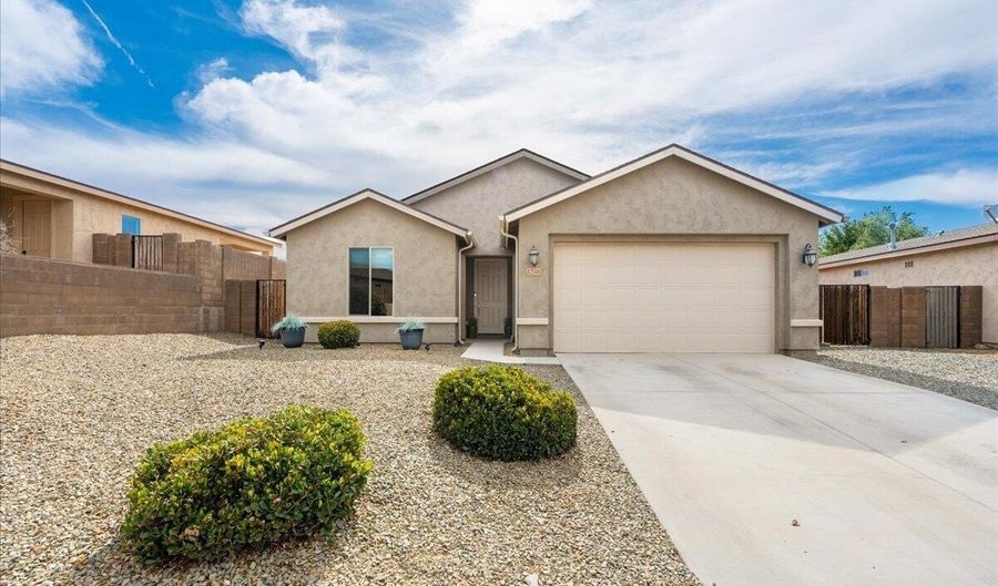 1248 Bainbridge Ln, Chino Valley, AZ 86323 - 4 Beds, 2 Bath