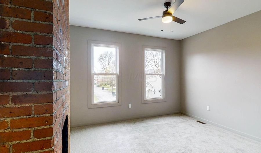 1242 E Mound St, Columbus, OH 43205 - 3 Beds, 2 Bath