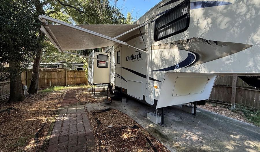 3000 CLARCONA Rd 554, Apopka, FL 32703 - 1 Beds, 1 Bath