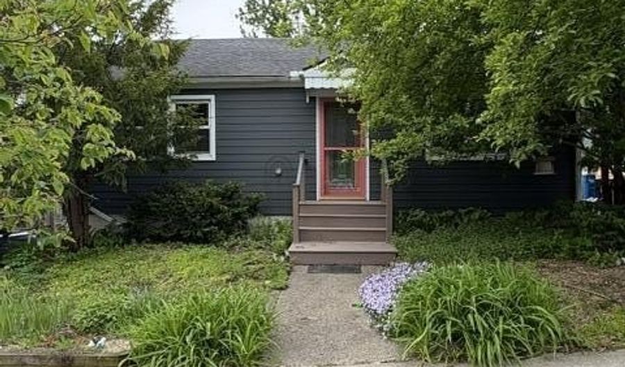 213 W Summit St, Ann Arbor, MI 48103 - 4 Beds, 2 Bath