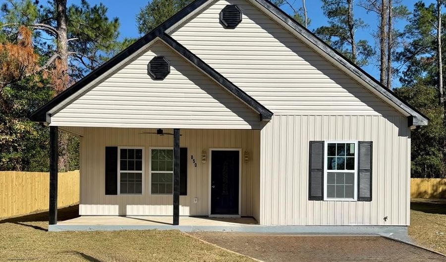 850 Ave C, Bainbridge, GA 39819 - 3 Beds, 2 Bath